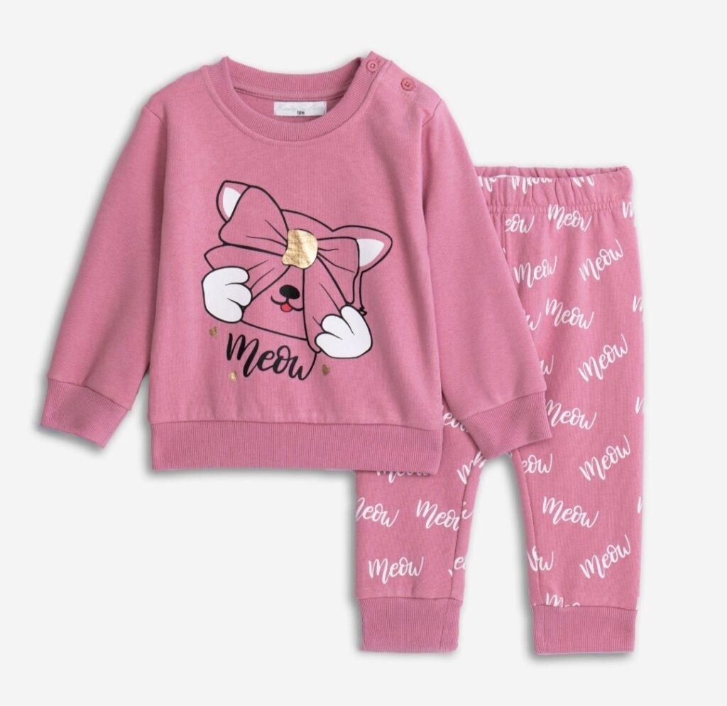 Ch&aacute;ndal polar beb&eacute; rosa gato