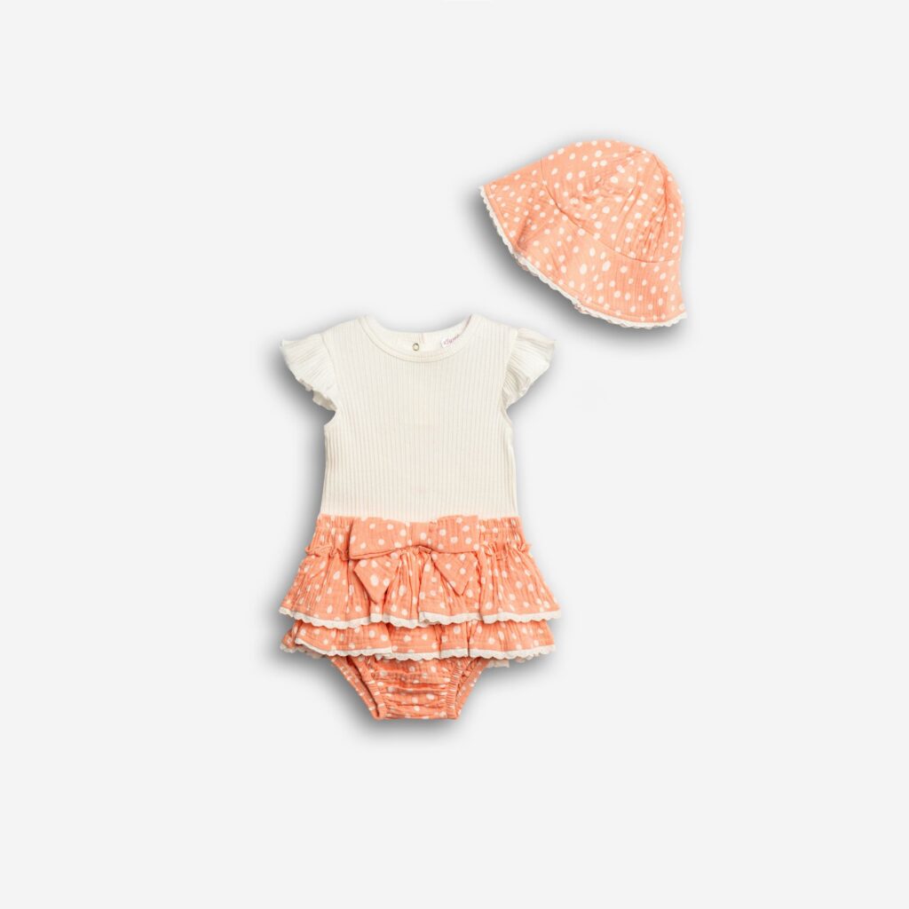 Conjuntos 3 piezas algod&oacute;n body blanco m. corta + falda volantes rosa+ gorro Lunares